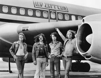 Led Zeppelin in front of The Starship