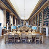 Candida Höfer Bibliothèque Mazarine Paris I 2007 180 x 219 cm C-Print © Candida Höfer, Köln / VG Bild-Kunst, Bonn